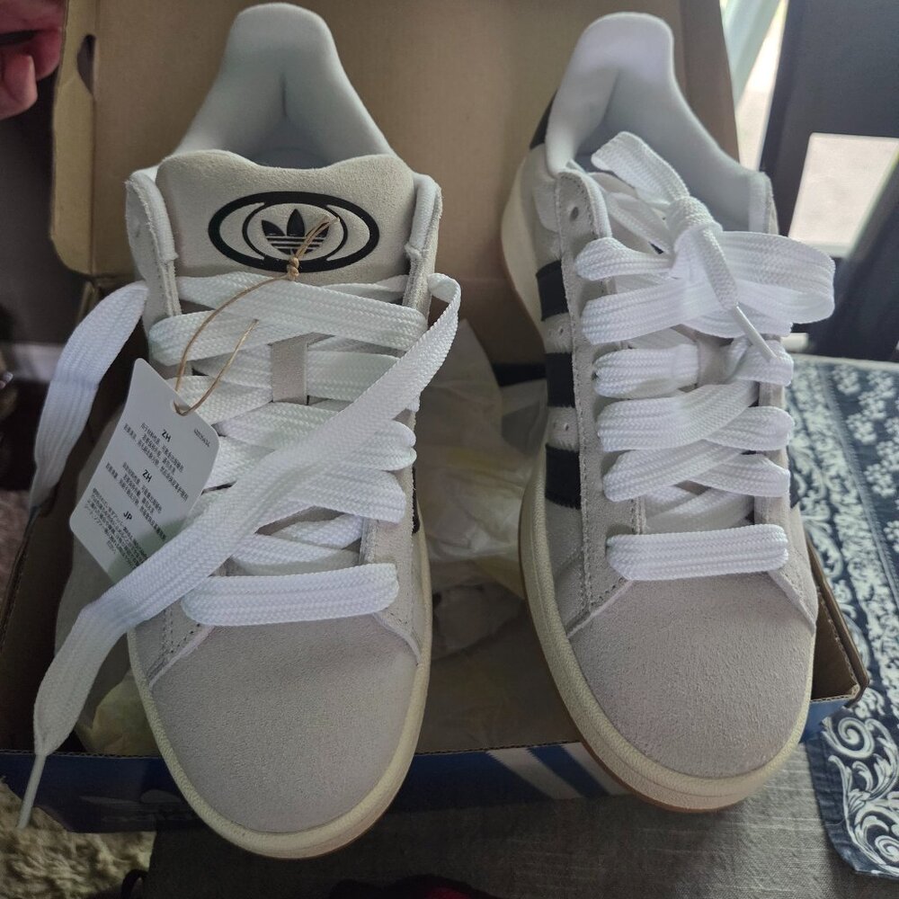 Adidas Campus 00s Crystal White Black, Size Women's 9. NWT.